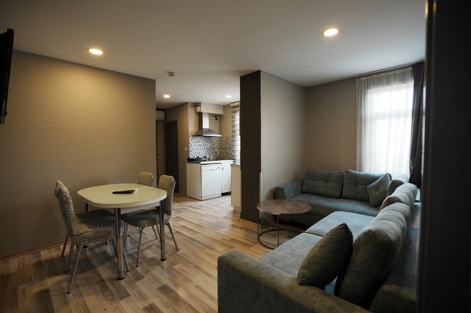 5fb667b8-7123-4873-b99a-2343a2d6ea4a