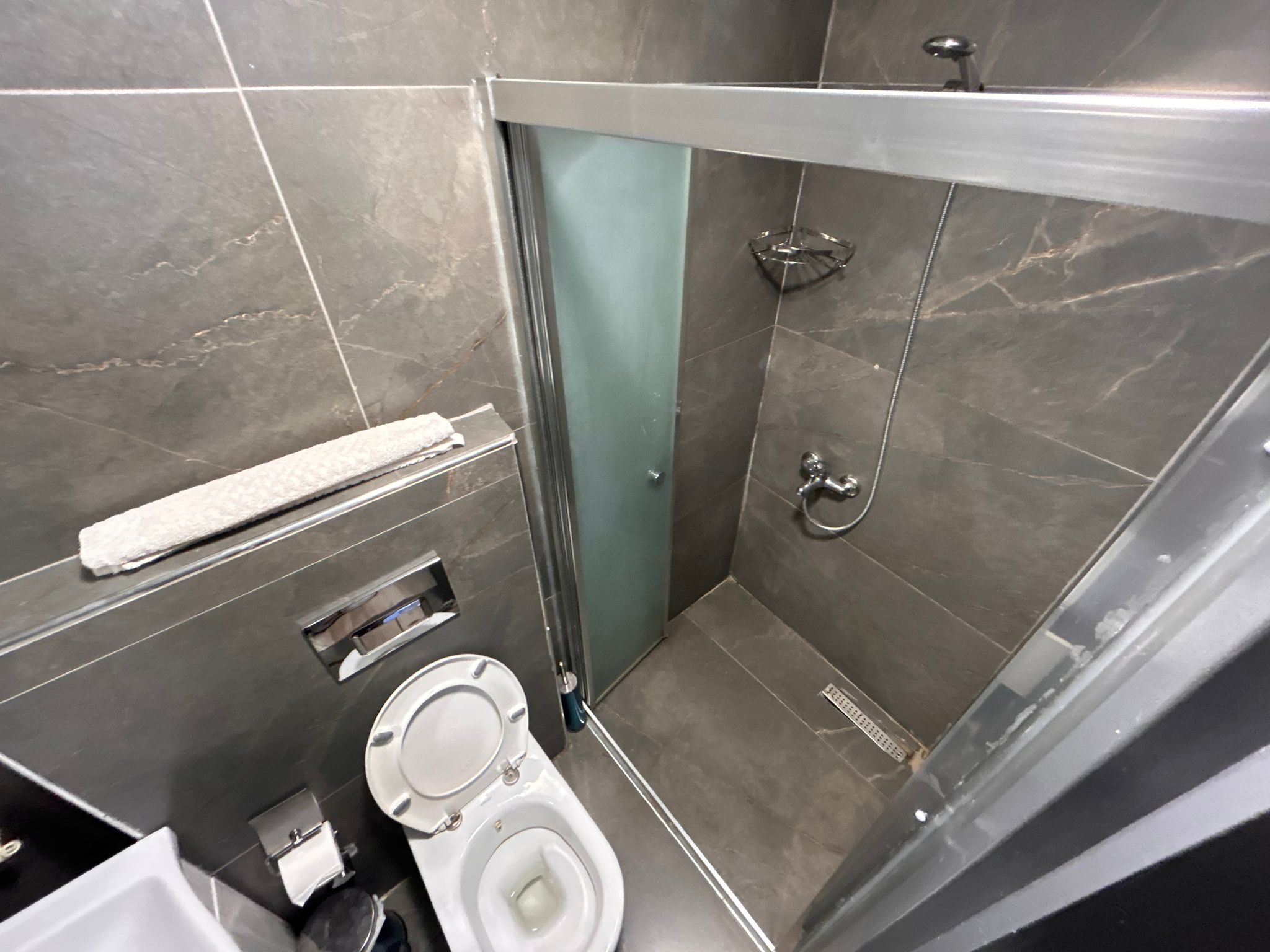 7a5e5e16-0f23-46c1-a68e-e8c3b7340879